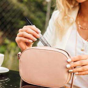 Stylo à Sourcils Imperméable et Résistant aux Bavures